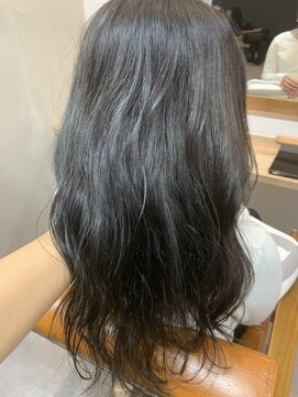 レナータヘアカロ(Renata hair Caro) アッシュベージュ