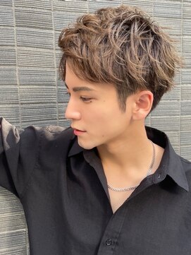 ツーダブルバイフィフス 西梅田店(WW.. by fifth) and W mc 【西梅田/北新地/JR大阪/梅田】