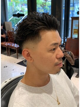 ルドローブラントオオサカ(LUDLOW BLUNT Osaka) 【LUDLOW BLUNT】ツーブロック メンズパーマ 濡れパーマ