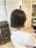 ラベンダーグレージュ ぷつっとボブ ラインボブ