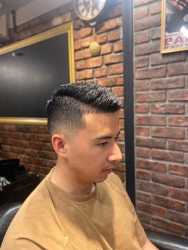 ブロートーキョー 有楽町店(Bro Tokyo) ミドルフェード前上げ左流し