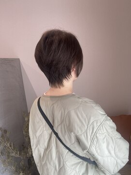 シスイ(sisui) 綺麗めショート