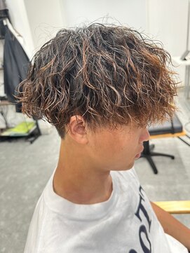 フゥ 宇都宮(FeU) 波巻きパーマメンズパーマメンズヘアツーブロックツイストパーマ