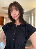 くびれと顔周りが可愛い!ミディアムレイヤーボブ