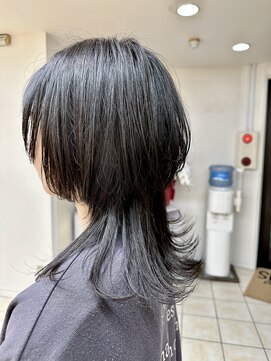 クオリス 上板橋店(QUALIS) くびれロングクラゲヘア　ロングハイレイヤー　地毛暗髪