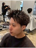 表参道駅MEN’S/ニュアンスパーマ/刈り上げセンターパート
