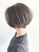 ステアケース ギンザセブン(stair:case ginza7)&nbsp;前下がりまとまるショートボブ長め