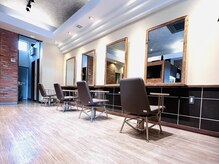 ジャミン 長嶺店(Jammin.)の雰囲気（少し落ち着いた雰囲気の店内、メンズの方も大歓迎！）