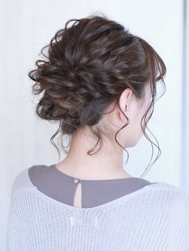 リアンバイアリュール(Lian by Allure) 《Lian by Allure》小田桐　潤　　２０１９人気アップスタイル