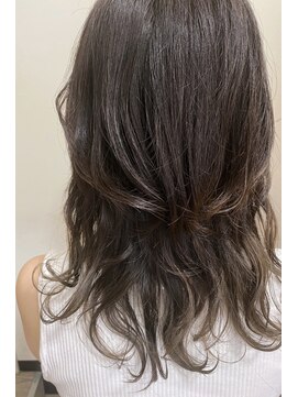 フレンズ 平岡店(friend's) 【札幌平岡 デザインカラー(デザインカラー)】 藤原有貴