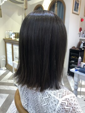 ロンドアベニール 北千住(Lond avenir) namie 切りっぱなしボブ