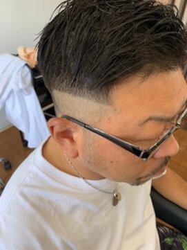 エントランスデパーチャー(ENTRANCE DEPARTURE) 【YuKuRu  HAIR  FACTORY】フェードＣＵＴ