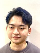 10代20代オススメアップバングツーブロ刈り上げブルーメッシュ