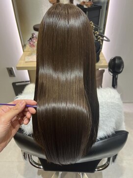 エレノア 梅田店(Eleanor) ミントティベージュ