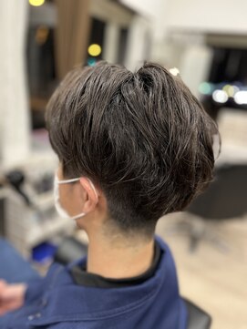 コアフィールフィス(COIFFURE fils) 【ツーブロショート】