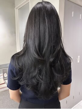 サイン 表参道(SIGN) ブルーブラック　レイヤーカット