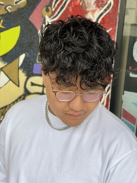 スウェル 船橋店(Swell) ダークアッシュ/アッシュブラック/カルマパーマ/ベリーショート