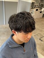 ノイセル 西本町(Noisyle) ブルーブラックフェザーパーマ刈り上げセンターパートy