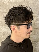 ニアウ 伊勢崎連取店(Niau)&nbsp;フェザーパーマシャドウパーマセンターパート