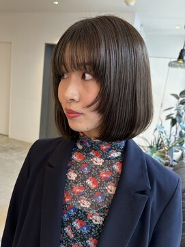 カイラ(KAILA) ボブレイヤーカットミディアムレイヤー透明感カラー
