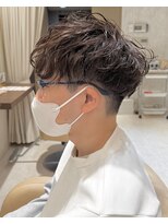 カインド 南青山(hair&make up KIND)&nbsp;眼鏡に合うパーマ波巻きパーマ波打ちパーマメンズショート