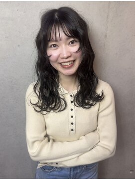 ブルーメ(Blume...) ウェーブ巻き/ミディアムヘア/透明感カラー