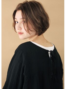 サーカス バイ ビュートリアム 青山(CIRCUS by BEAUTRIUM) コロンと 再現しやすい ショートボブスタイル