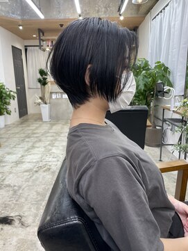 イット(it.) it.Style ショート ブルーブラック