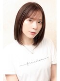 シンプルボブ　シースルーバング　流しバング