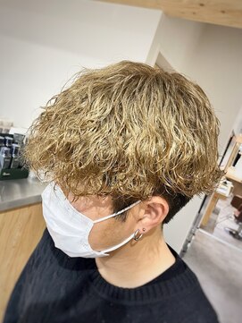 クオル 立川(QOL) ブリーチパーマ 金髪パーマ お任せ下さい!