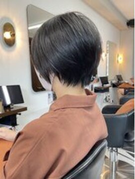 アフロディーテギンザ 神保町(APHRODITE GINZA) カール/セミディ/シアーカラー/姫カット［御茶ノ水/神保町］