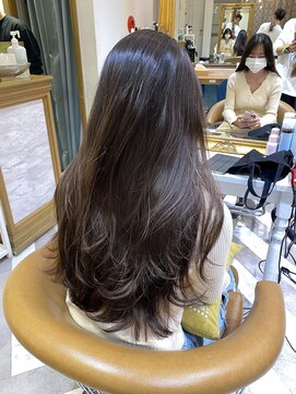 ロンドアベニール 北千住(Lond avenir) 【韓国ヘア】レイヤーロング　グレーベージュブリーチなし　西田