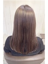 リリーヘアーリベート 浅草橋東口店(LiLiy hair LIBERT'E)&nbsp;ツヤ髪ハイライト 30代40代50代髪質改善カラー