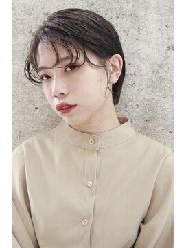 クララ ハチオウジ(CLALA Hachioji) 『ハンサムショート』×『カーキグレージュ』