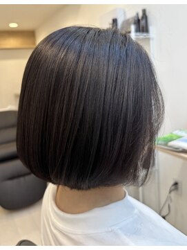 モクヘアー(moc hair) 暗めのアッシュベージュ★大人ショート