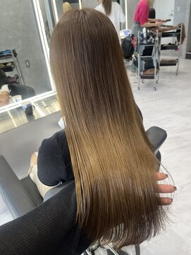 シーエスメイドバイシャチュー 栄店(CS made by SHACHU) ブラウンベージュ