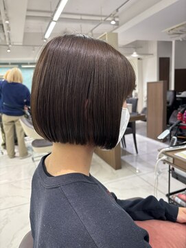 アッシュ 下北沢店(Ash) オリーブカラーボブ