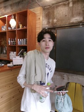 ホームボーイ(HOME BOY) シャドウパーマ センターパート メンズ