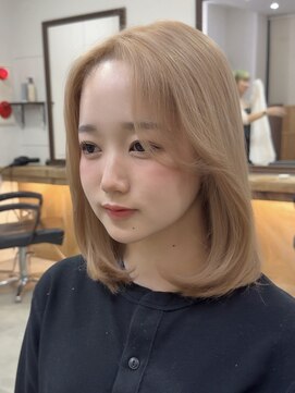 ビュー フクオカ(VIEW FUKUOKA) ダブルカラーでつくるベージュカラー！