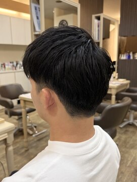 アルターリール(aL ter Rire) MEN'S HAIR/刈り上げセンターパート/鎌取/杉田花乃