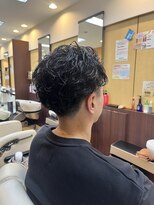 マキシム ナカイ(MAXIM NAKAI)&nbsp;メンズカット　メンズパーマ　刈り上げ