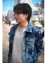 スピンオフシフト(SPIN-OFF SHIFT)&nbsp;フェザーパーマ×ナチュラルマッシュ