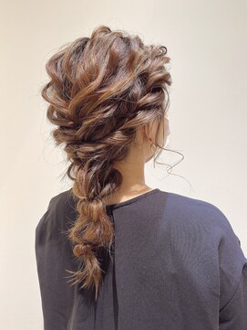 ジエクト ヴィシア(The Ect VIXIA) ローポニーアレンジ×編みおろしアレンジ