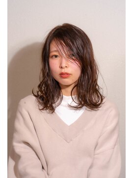 ヘアスピリッツアンクス(Hair Spirit anx) うざバングのミディアムヘア