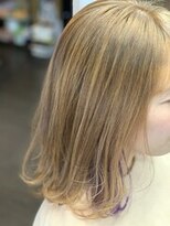 エーメイド(A made)&nbsp;ワンカール外はねボブ　インナーカラー