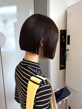 ラフ 立川(Laff) 切りっぱなしボブミニボブぱつっとボブ/前下がり/立川/ショート