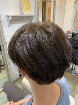 ハグエヴェック(HUG AVEC) アッシュグレージュ