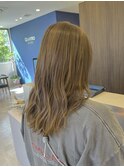 ミントベージュ