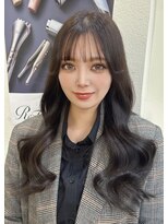 ブランシェ 春日井市民病院前店(BRANCHE)&nbsp;レイヤーカット×暗髪カラー