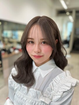 ビュー トウキョウ(VIEW TOKYO) 大人気！'オリーブグレージュ'/ミディアムレイヤー